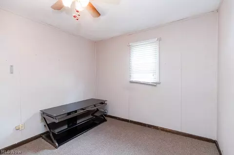 Bedroom - 114 Sheriff St, Elyria, OH 44035 photo 2 of 5