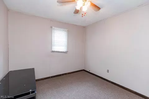 Bedroom - 114 Sheriff St, Elyria, OH 44035 photo 1 of 5