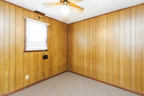Bedroom - 114 Sheriff St, Elyria, OH 44035 photo 4 of 5