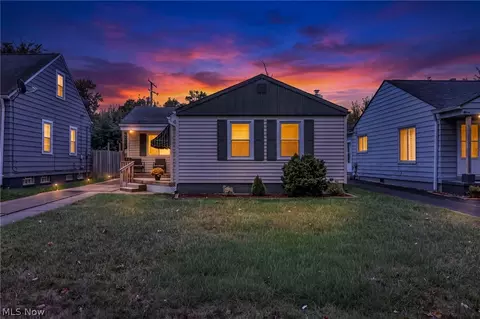 18813 Parkmount, Cleveland, OH 44135