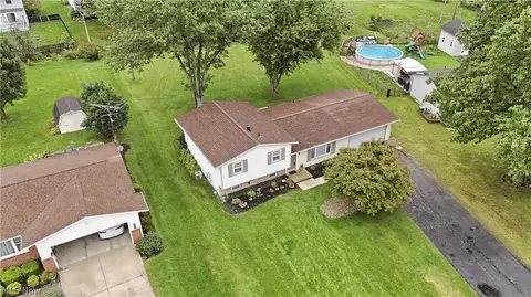 View/Area - 8008 Garnet Ave NE, Canton, OH 44721 photo 1 of 5