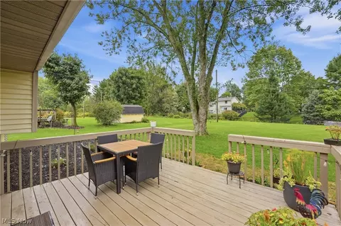 Exterior - 8008 Garnet Ave NE, Canton, OH 44721 photo 5 of 8
