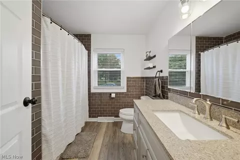 Bath - 8008 Garnet Ave NE, Canton, OH 44721 photo 2 of 2