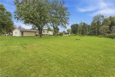 Exterior - 8008 Garnet Ave NE, Canton, OH 44721 photo 6 of 8