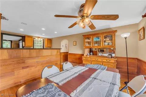 Dining - 4723 Everett Rd, Richfield, OH 44286 photo 2 of 3