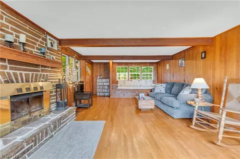 Living - 4723 Everett Rd, Richfield, OH 44286 photo 1 of 4