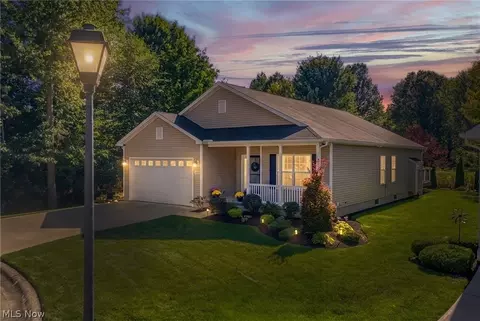 9590 Ravinia Dr, Olmsted Falls, OH 44138