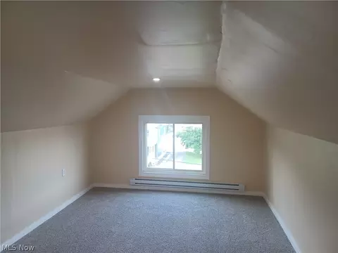 Bedroom - 148 Elm St, Struthers, OH 44471 photo 3 of 3
