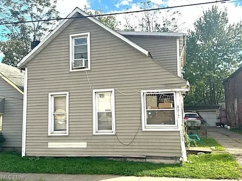 4517 Hyde Ave, Cleveland, OH 44109