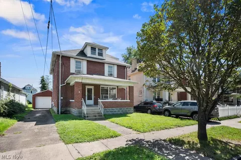 2316 Plum St, Parkersburg, WV 26101