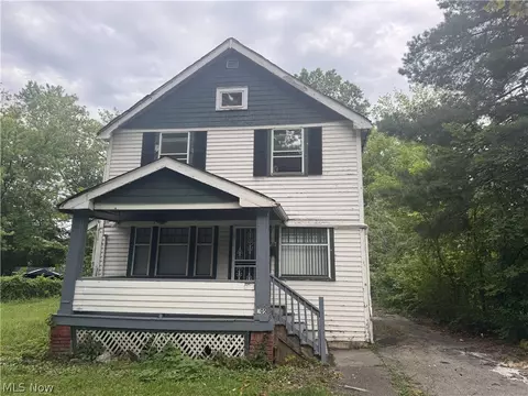 905 E 143rd St, Cleveland, OH 44110