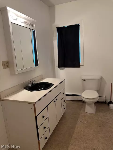 Bath - 56 E Ashtabula St, Jefferson, OH 44047 photo 3 of 5