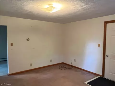 Living - 56 E Ashtabula St, Jefferson, OH 44047 photo 2 of 3