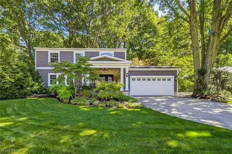 Exterior - 5977 Silver Ct, Mentor, OH 44060 photo 2 of 12