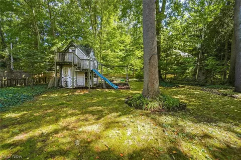 Exterior - 5977 Silver Ct, Mentor, OH 44060 photo 8 of 12