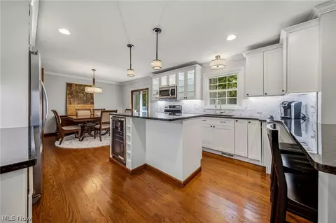 Kitchen - 5977 Silver Ct, Mentor, OH 44060 photo 3 of 3