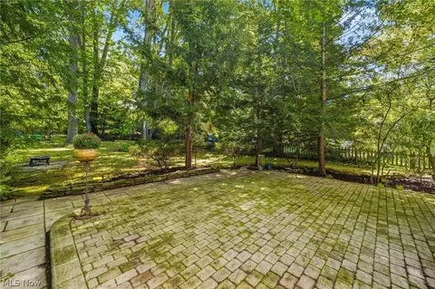 Exterior - 5977 Silver Ct, Mentor, OH 44060 photo 11 of 12
