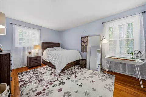 Bedroom - 5977 Silver Ct, Mentor, OH 44060 photo 3 of 5