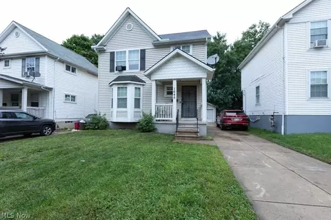 1645 Carlyon Rd, East Cleveland, OH 44112