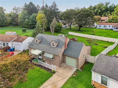 View/Area - 553 Judith Ln, Struthers, OH 44471 photo 4 of 5