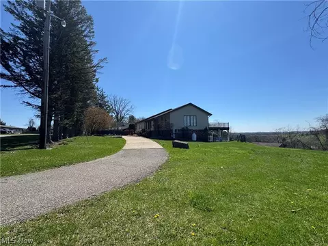 Exterior - 52250 Sidon Rd, Dillonvale, OH 43917 photo 3 of 12