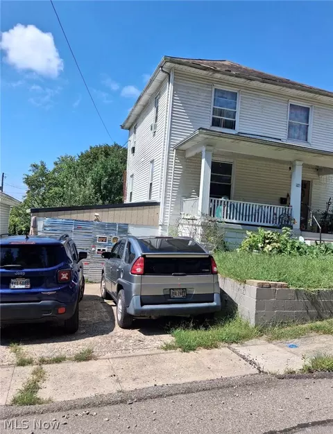 1125 Lafayette St, Zanesville, OH 43701