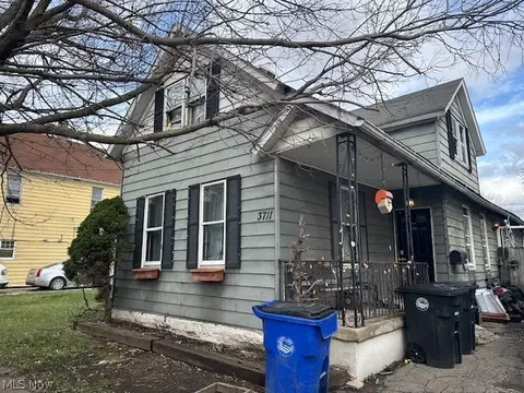 3711 E 52nd St, Cleveland, OH 44105