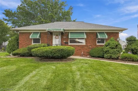15402 Louis Ave, Cleveland, OH 44135
