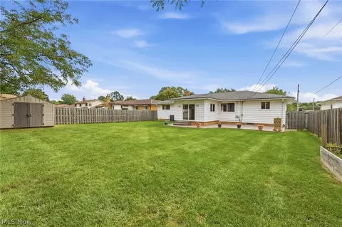 Exterior - 7930 Selwick Dr, Parma, OH 44129 photo 5 of 6