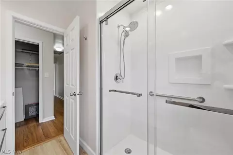 Bath - 7930 Selwick Dr, Parma, OH 44129 photo 5 of 5