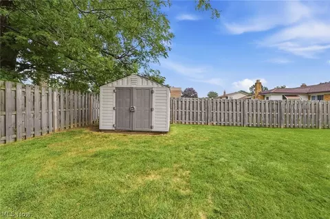 Exterior - 7930 Selwick Dr, Parma, OH 44129 photo 2 of 6