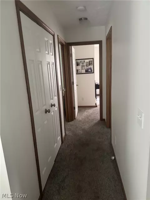 Entry Way - 3978 Marsh Creek Ln, Rootstown, OH 44272 photo 1 of 2