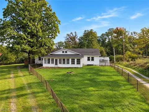 5873 Wadsworth Rd, Medina, OH 44256