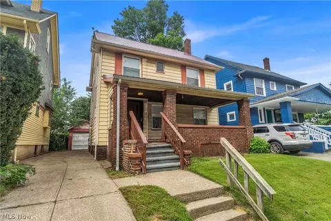 13705 6th Ave, East Cleveland, OH 44112