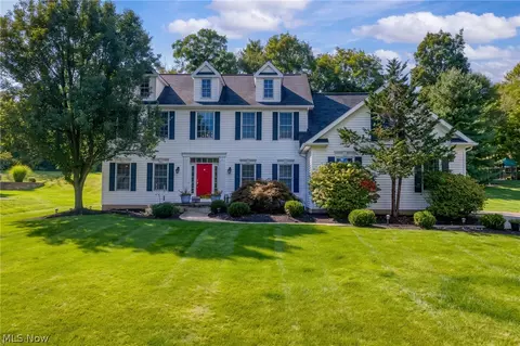 6576 Glen Coe Dr, Brecksville, OH 44141