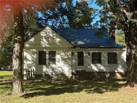 931 Merrick Ave, Zanesville, OH 43701