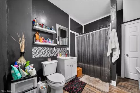 Bath - 1708 W 6th St, Ashtabula, OH 44004 photo 1 of 2