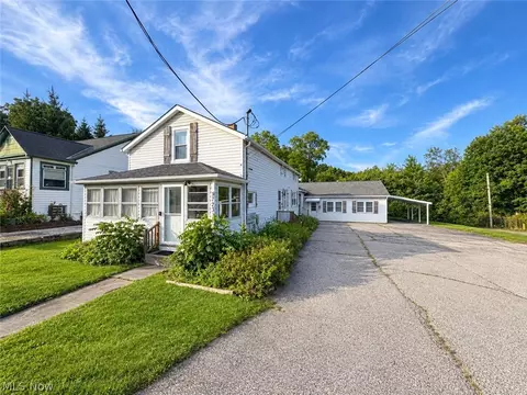 9723 Ravenna Rd, Twinsburg, OH 44087
