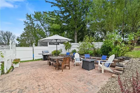 Exterior - 7363 Westview Dr, Boardman, OH 44512 photo 3 of 5