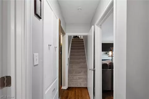 Entry Way - 7363 Westview Dr, Boardman, OH 44512 photo 2 of 3