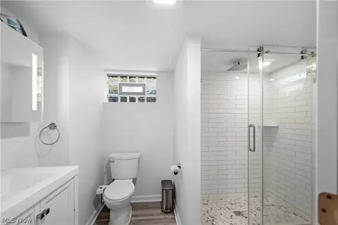 Bath - 7363 Westview Dr, Boardman, OH 44512 photo 2 of 2