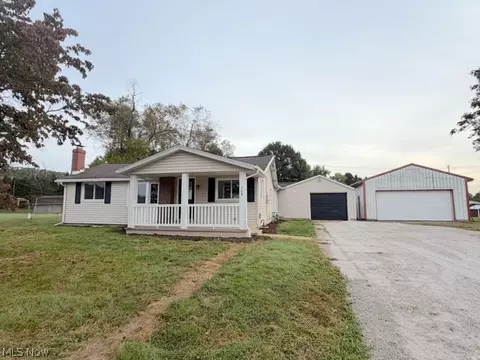 303 N St Clairsville St, Port Washington, OH 43837
