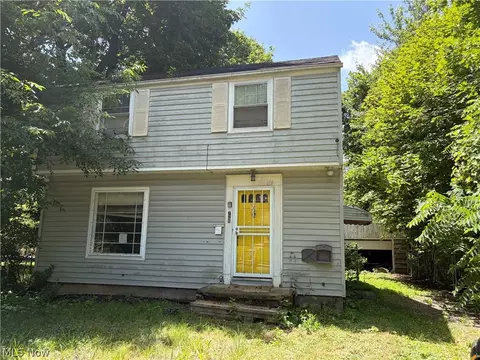 728 Garth Ave, Akron, OH 44320
