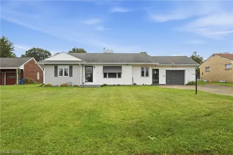 695 Moore Ave, Campbell, OH 44405