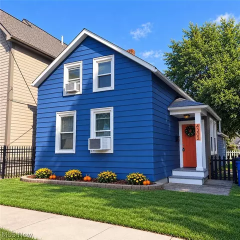 4302 Orchard Ave, Cleveland, OH 44113