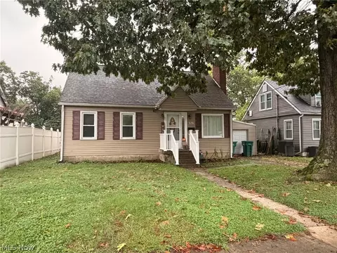 276 Oakland Ave, Zanesville, OH 43701
