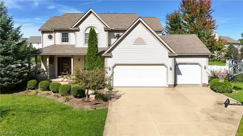 411 Hillbrook Dr, Cuyahoga Falls, OH 44223