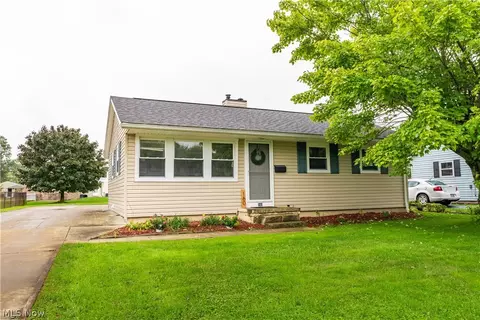160 Page St NW, Massillon, OH 44647