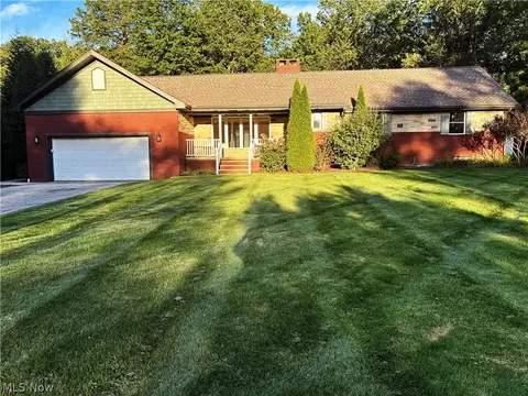 303 Somerset Rd, Akron, OH 44313