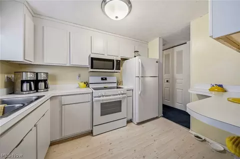 Kitchen - Undisclosed, Willoughby, OH 44094 photo 1 of 6